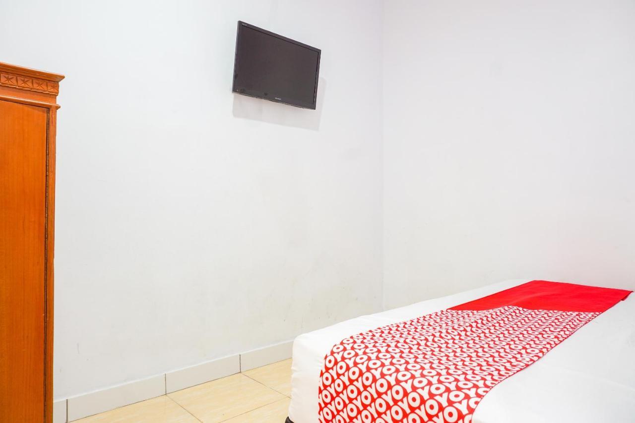 Hotel Oyo 569 Cigadung Syariah