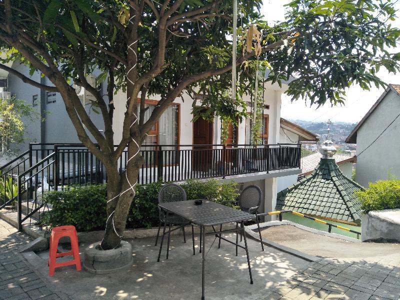 Hotel Oyo 569 Cigadung Syariah Bandung