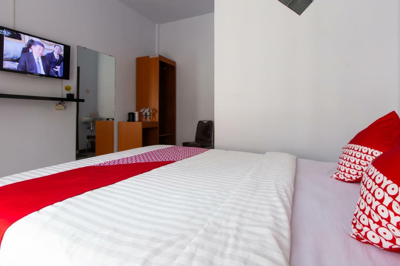 Hotel Oyo 569 Cigadung Syariah